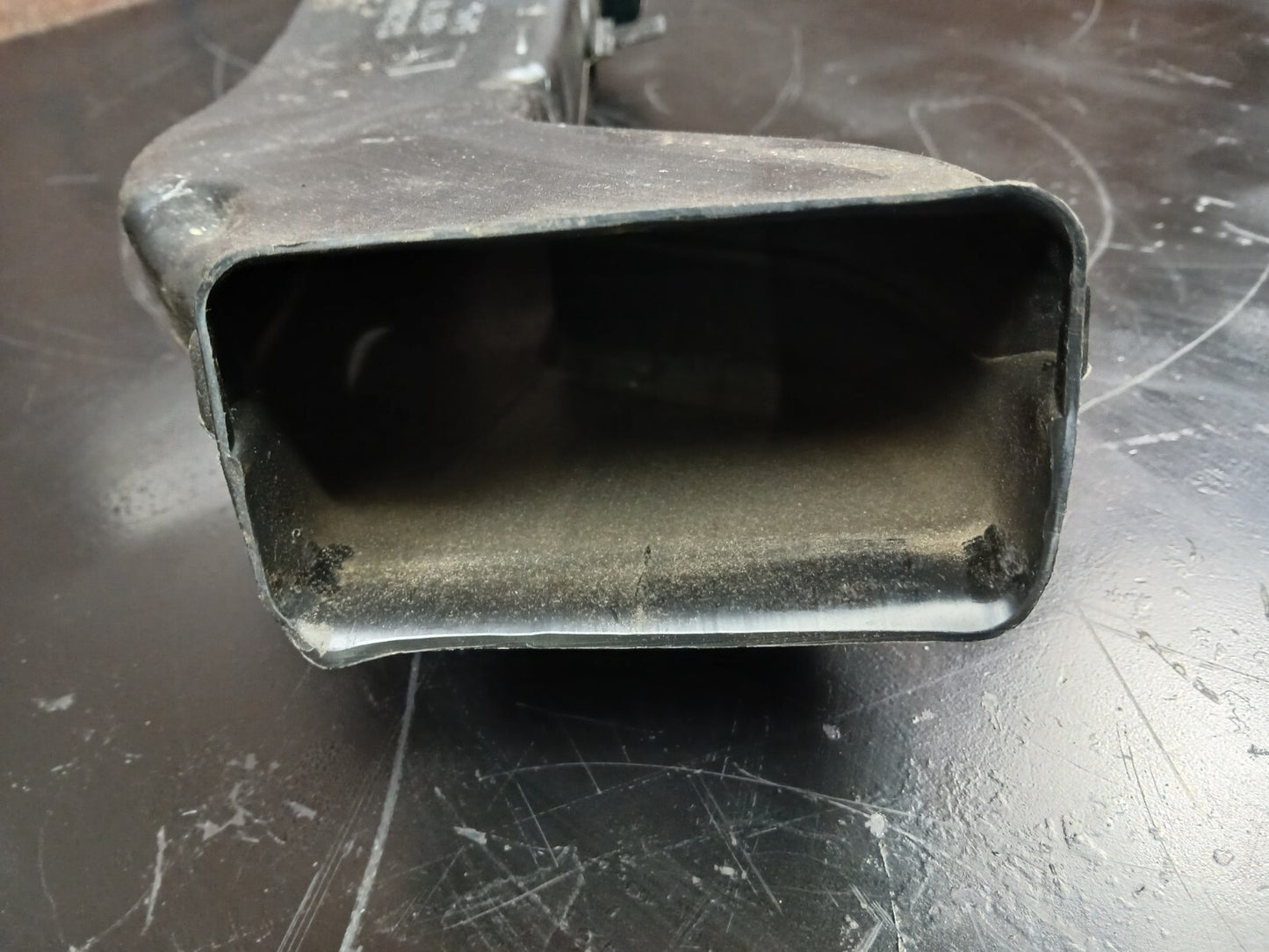 Jeep Grand Cherokee/Commander Under Dash Floor Distribution Air Duct x32000901XX