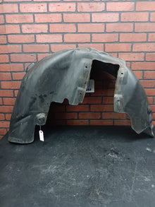 2008-11 Dodge Challenger Passenger RH Wheelhouse Splash Shield Guard 05028750AB