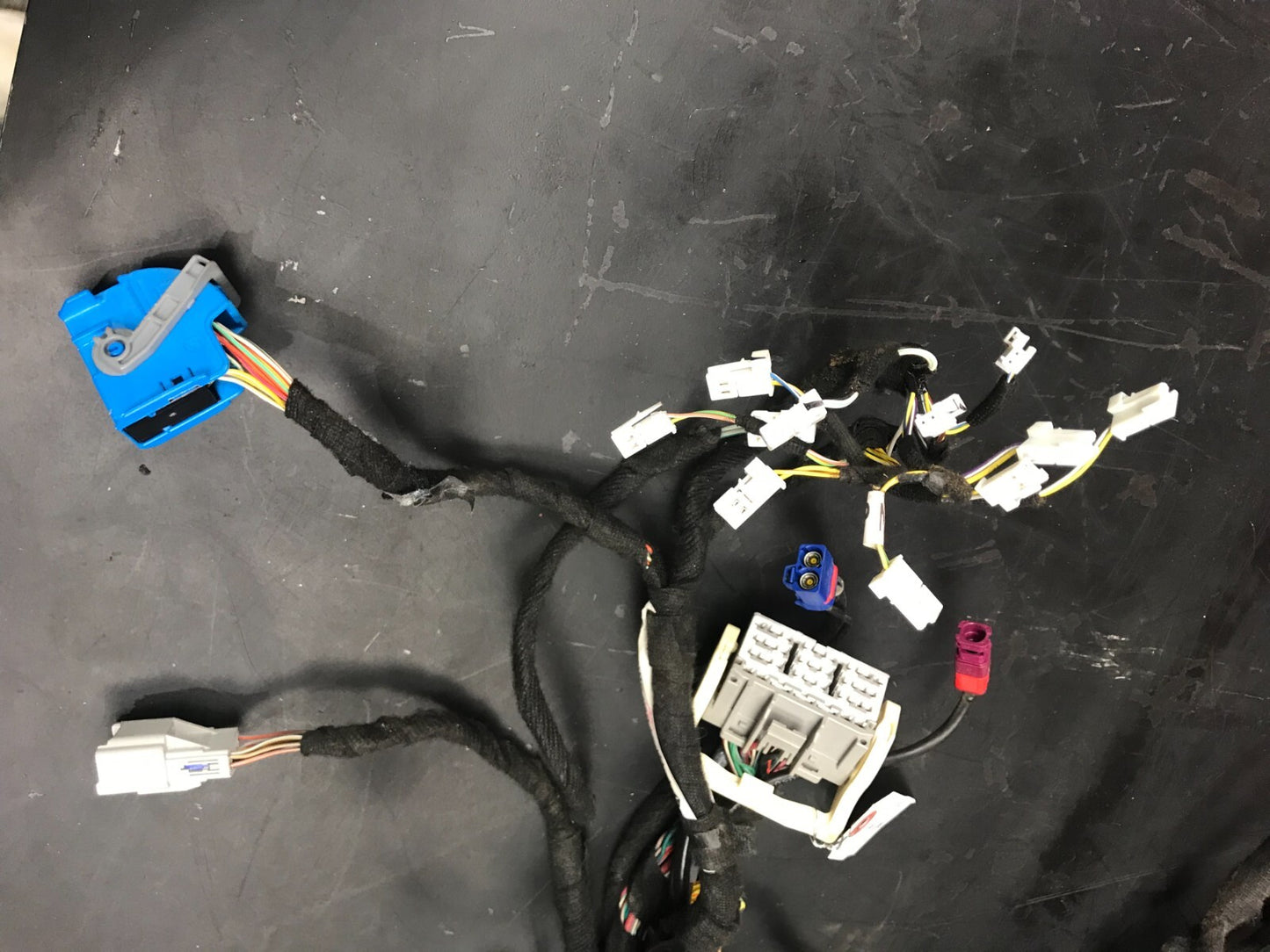 2016 Dodge Challenger SRT Dash Instrument Panel Wiring Wire Harness 68267345AD