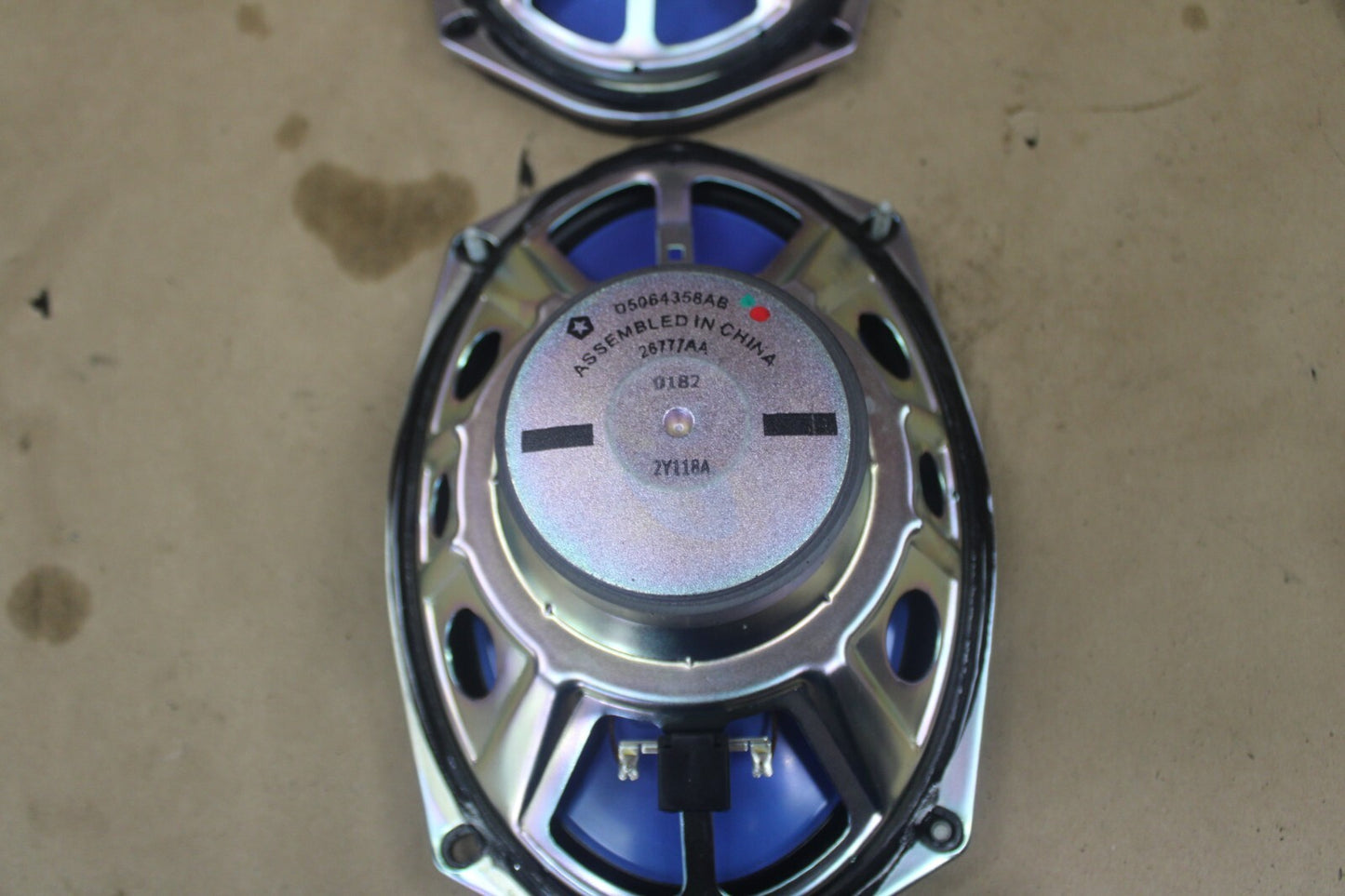 Dodge/Ram/Chrysler Mopar 6x9 Audio Sound Speaker Set of 2 05064358ab 52851560aa