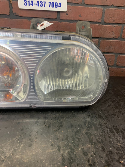 2008-2014 Dodge Challenger Headlight Passenger Right Side Head Lamp 00039293