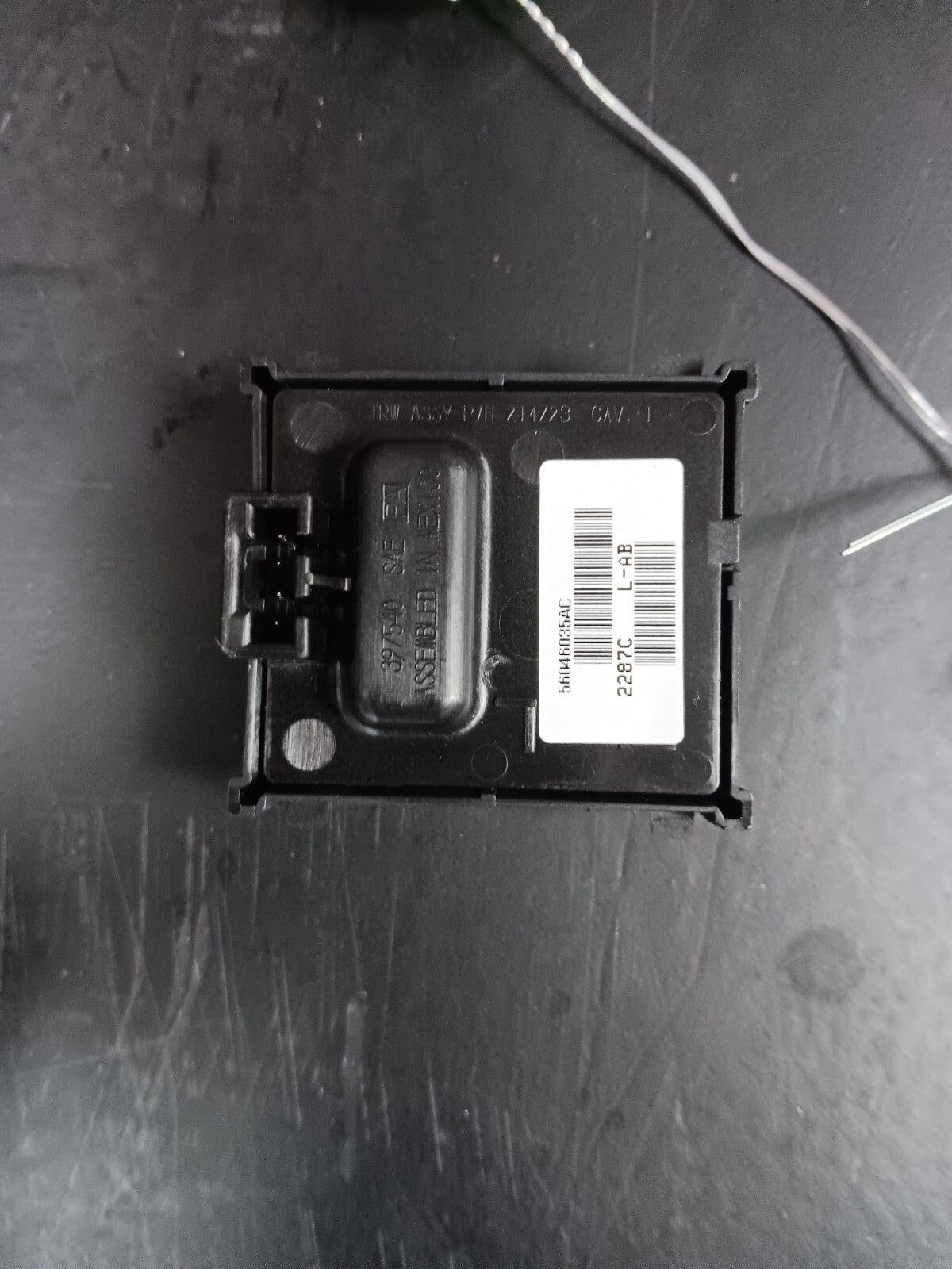 2007-2011 Jeep Dodge Chrysler Steering Wheel Radio Cruise Control Switch Set