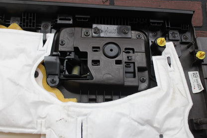 2015-2019 CHEVY SILVERADO/SIERRA RIGHT REAR INNER CREW CAB DOOR PANEL 84365026