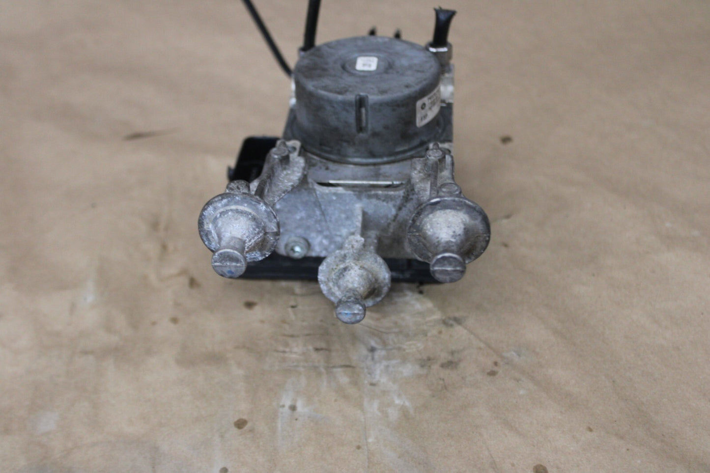 18-22 Dodge Challenger ABS Anti-Lock Brake Pump Module Assembly OEM 68352969AC