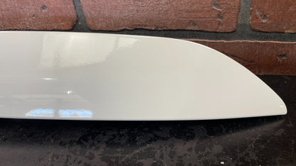 2013-2016 FORD ESCAPE TRUNK LID TAILGATE TRIM PANEL MOLDING W CAMERA WHITE