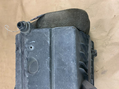 2009-2014 GM Suburban Tahoe Yukon Escalade Sierra Air Intake Filter Cleaner Box