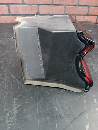 2015-2023 Dodge Challenger Rear Passenger RH Side Tail Light Lamp 68174068ac