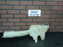 2005-07 Challenger/Charger/300 Windshield Washer Fluid Reservoir Tank 04806009aa
