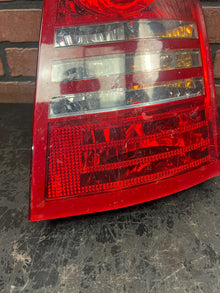 Passenger Tail Light C Model OEM 2005 2006 2007 Chrysler 300
