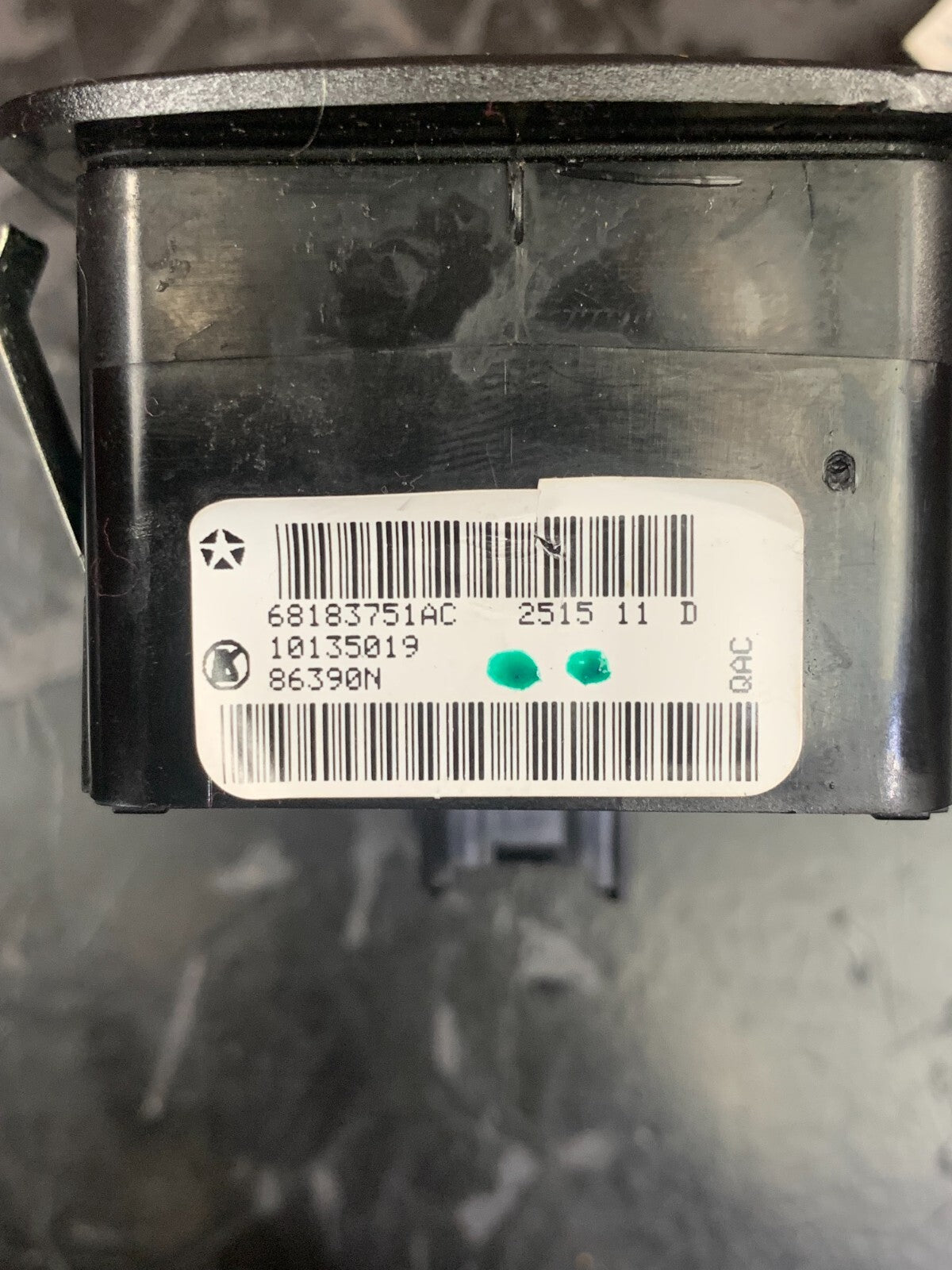 2015-2016 Dodge Challenger Front Right Door Window Switch OEM Mopar 68183751AA