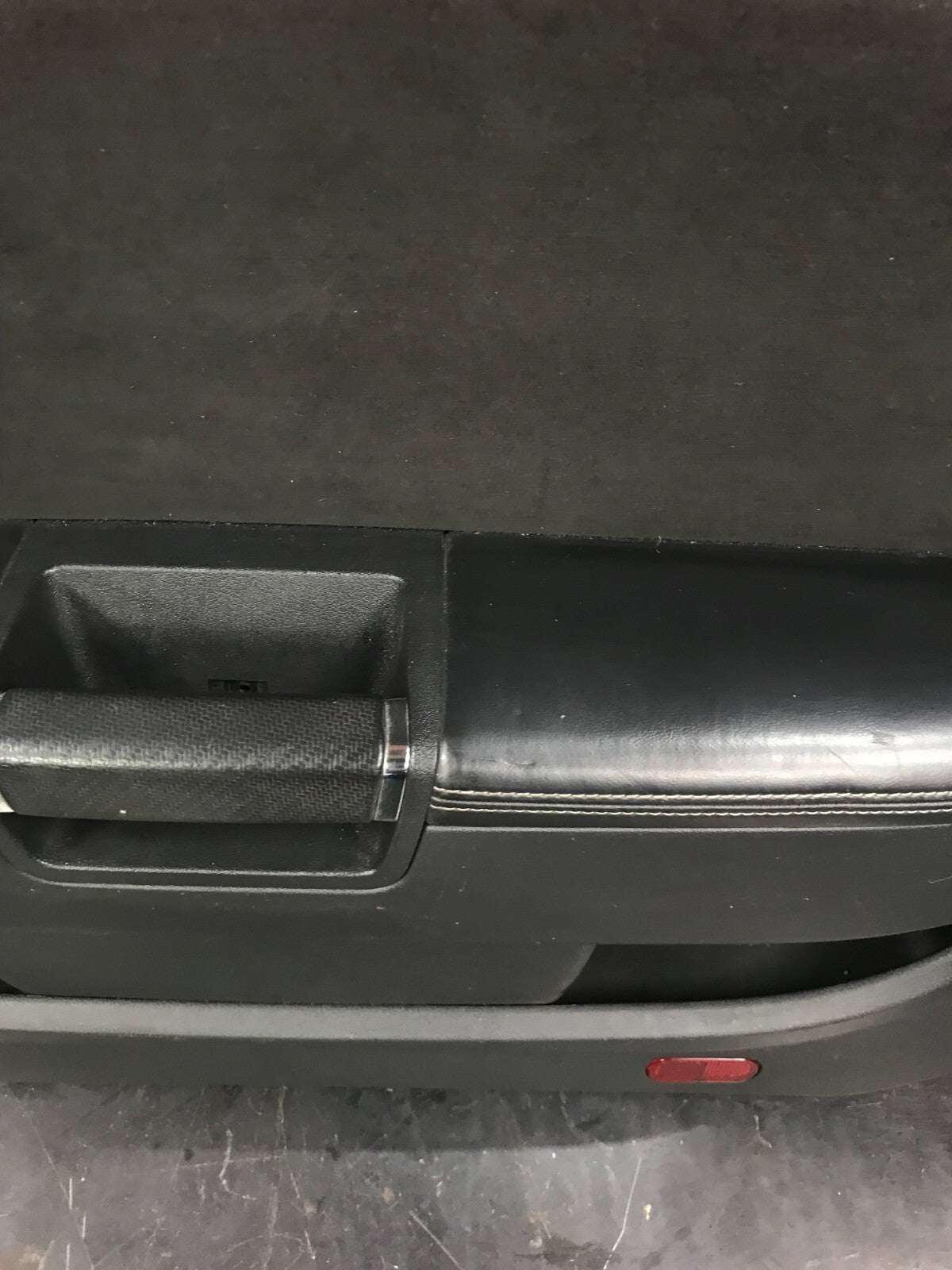 08-14 Dodge Challenger SRT Passenger Right Door Trim Panel Door Interior Black