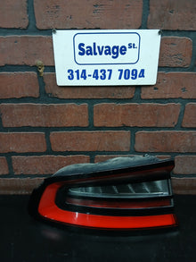 15-23 Dodge Charger Rear Driver LH Side Tail Light Assembly 68213145ac Damaged