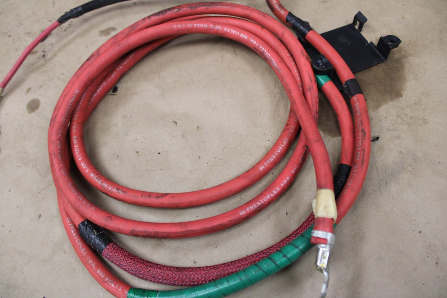 2011-23 DODGE CHALLENGER SRT8 BATTERY POSITIVE CABLE WIRE WIRING OEM 68069652AA
