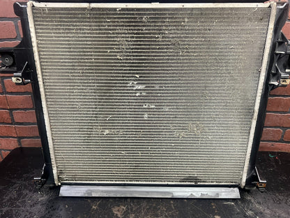 2006-2010 JEEP GRAND CHEROKEE SRT-8 6.1L OEM ENGINE FAN CONDENSER RADIATOR