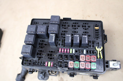 2023 Daytona Charger Scat Pack Engine Fuse Junction Relay Box OEM 68595606AB