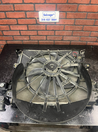 2006-2010 JEEP GRAND CHEROKEE SRT-8 6.1L OEM ENGINE FAN CONDENSER RADIATOR