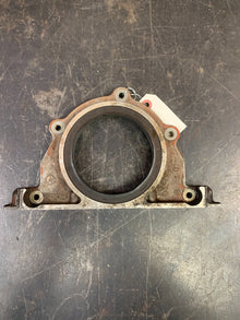 6.4/5.7 Engine Rear Main Crankshaft Oil Seal Housing Cover Plate 53021337AB