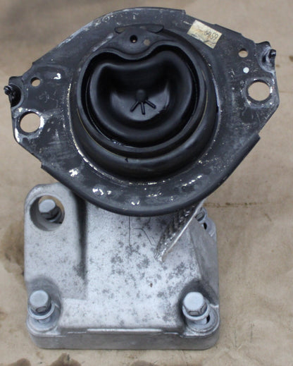 2011-2023 Dodge Charger Challenger 6.4L 392 Right Motor Engine Mount Bracket