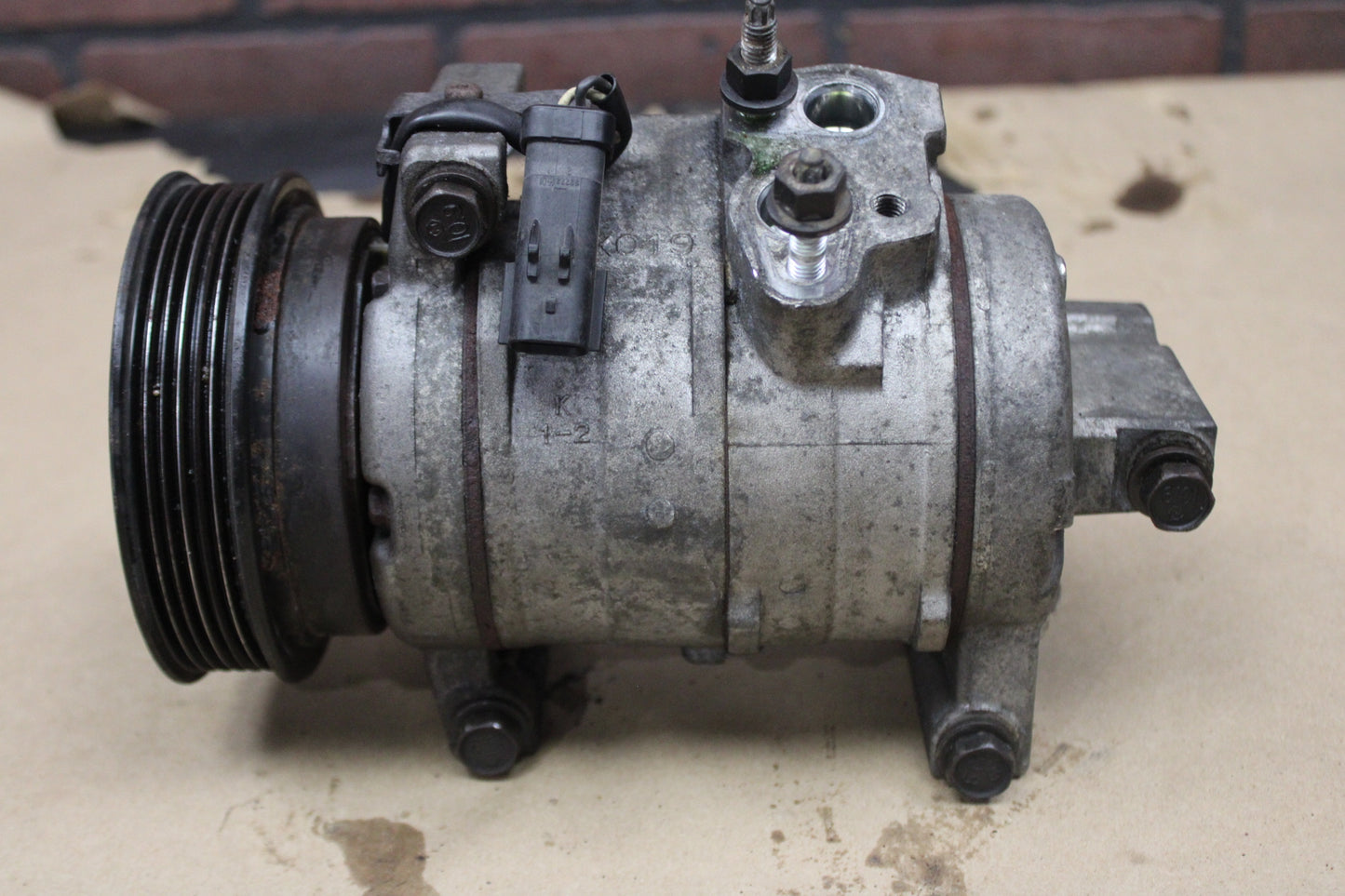 05-10 Chrysler 300C Dodge Charger Challenger SRT8 R/T A/C Compressor OEM Mopar