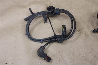 Chrysler 300 Dodge Challenger ABS Speed Sensors Rear & Front Set of 4