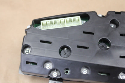 2005 - 2007 CHRYSLER 300C SRT8 OEM INSTRUMENT GUAGE CLUSTER SPEEDODOMETER