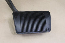 2005-2006 Charger Magnum 300 Accelerator & Brake Pedal 04861681AA