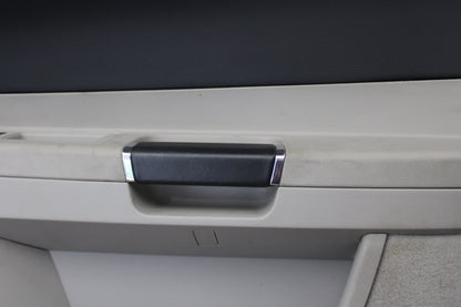 2006-2007 Chrysler 300 Front Passenger RH Side Interior Door Trim Panel