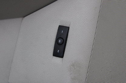 2006-2007 CHRYSLER 300 OEM FRONT DRIVER LH SIDE INTERIOR DOOR PANEL