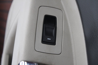 2005-2007 Chrysler 300 Rear Passenger RH Side Interior Door Trim Panel