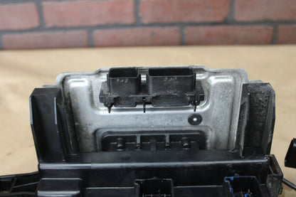 2006 Chrysler 300 SRT PCM BCM Ignition Park Assist Module Package OEM