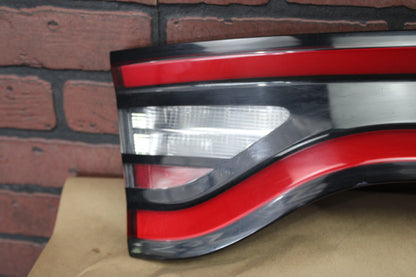 2015-2023 DODGE CHARGER CENTER TAIL LIGHT OEM TRUNK LED 68398666AB