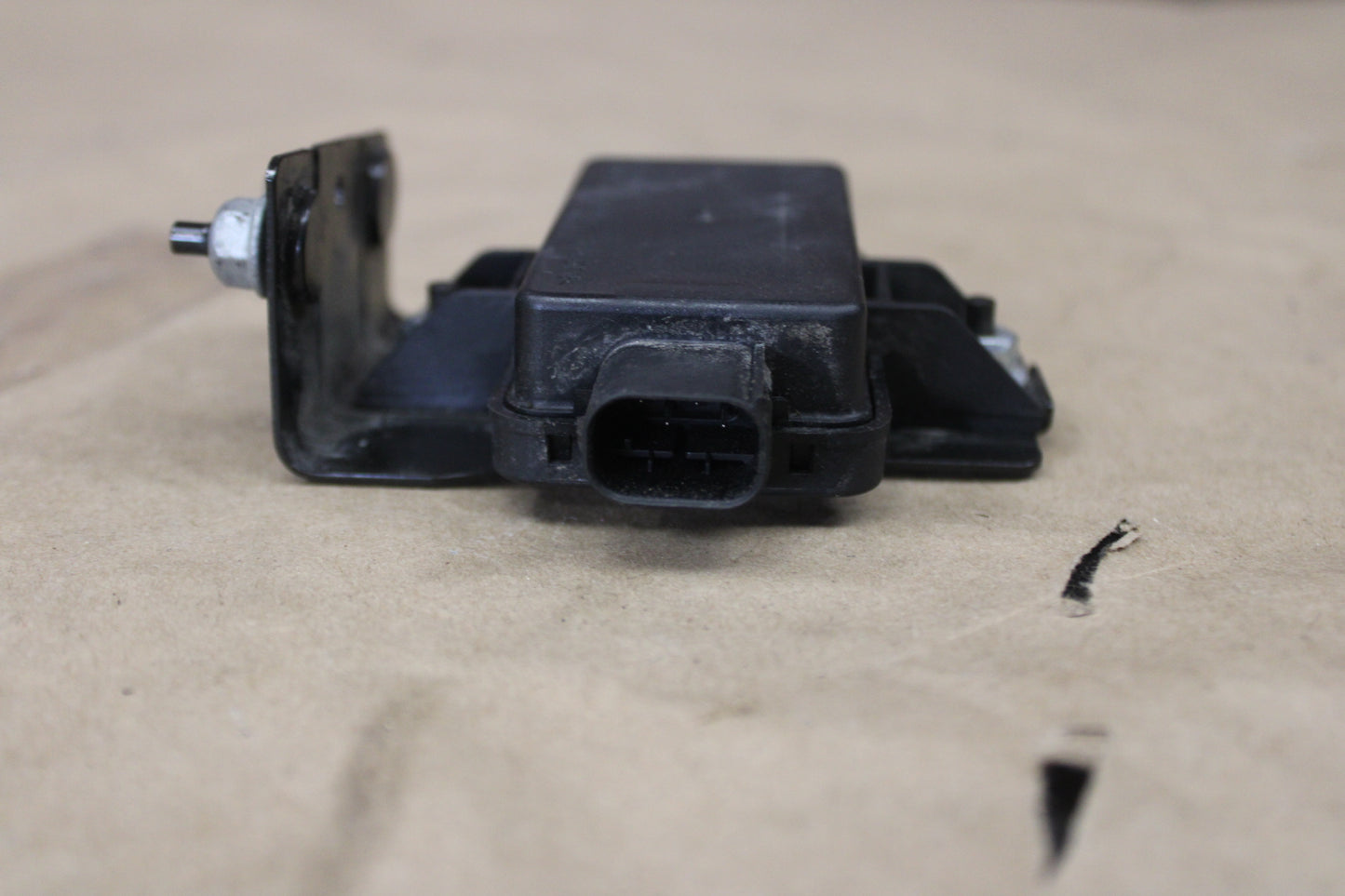 14-23 Charger Challenger 300 TPMS Tire Pressure Monitor Sensor Module OEM