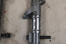 2006-2010 OEM Chrysler 300C SRT8 6.1l Hemi Rocker Arm Set x2