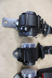 2011 - 2023 Dodge Charger Chrysler 300 Seat Belt Set OEM 1HZ06DX9AI