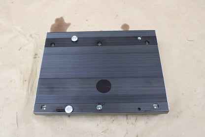 17-23 CHARGER CHALLENGER 300 AUDIO RADIO AMPLIFIER OEM 68549150AA