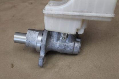 DODGE CHARGER 2009-2023 BRAKE MASTER CYLINDER W/ RESERVOIR BOTTLE OEM